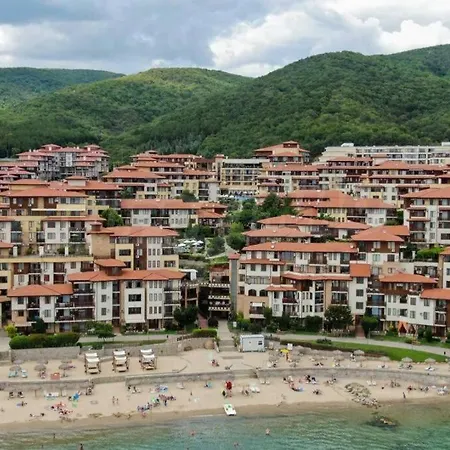 ния, райска градина / Garden Of Eden Apartmán Sveti Vlas