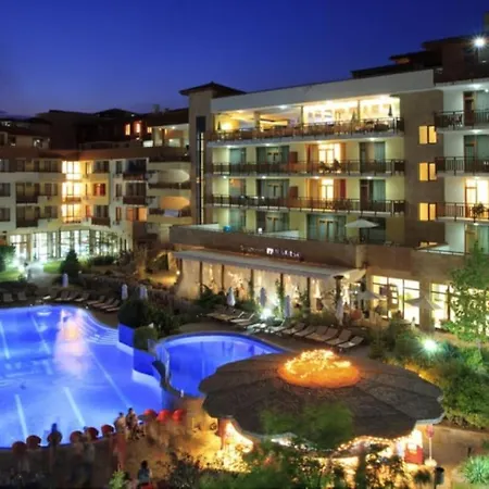 ния, райска градина / Garden Of Eden Apartment *