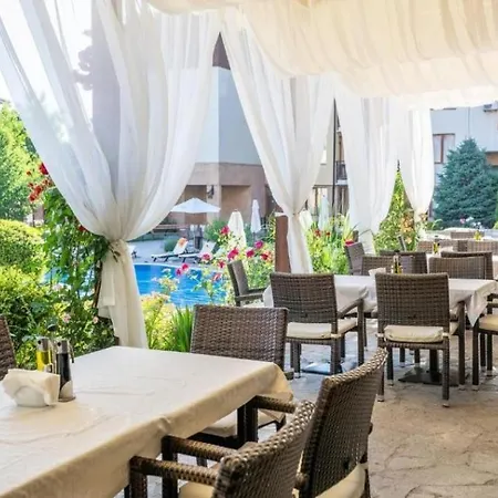 Apartment ния, райска градина / Garden Of Eden *